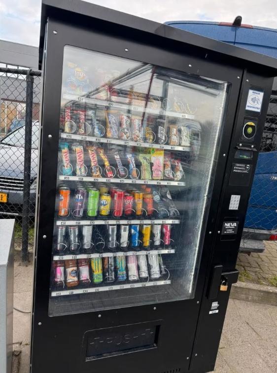 Vendo G-Snack 10 Outdoor | Combi automaat | Outdoor machine, Verzamelen, Automaten | Overige, Zo goed als nieuw, Ophalen