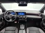 Mercedes-Benz A-klasse 250 e Hatchback AMG Line Verwarmde Ze, Auto's, Stof, Gebruikt, 4 cilinders, 16 kWh