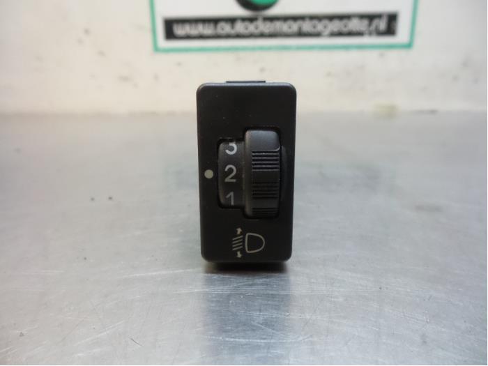 Schakelaar Koplamp Ihv van een Peugeot 107 (107 05-), Auto-onderdelen, Dashboard en Schakelaars, Peugeot, Gebruikt, Ophalen of Verzenden