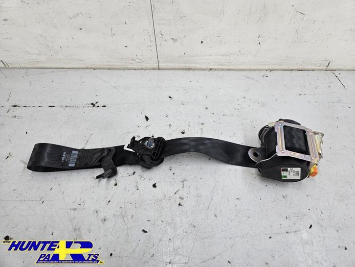 Veiligheidsgordel RA zwart Volvo XC90 II ('14-'22) 316757226, Autos : Pièces & Accessoires, Habitacle & Garnissage, Volvo, Utilisé