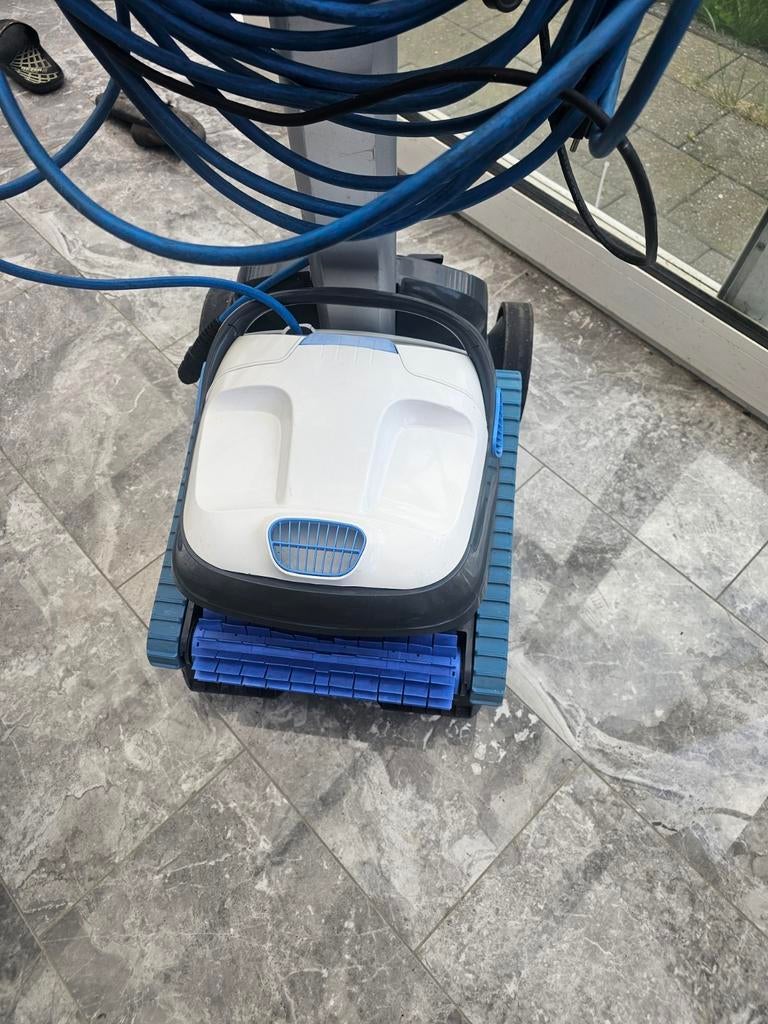 Zwembadrobot dolphin s300i weinig gebruikt, Ophalen