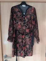 Robe LolaLiza taille 34 (nr6910), Vêtements | Femmes, Robes, Enlèvement ou Envoi, Lola & Liza, Autres couleurs, Comme neuf