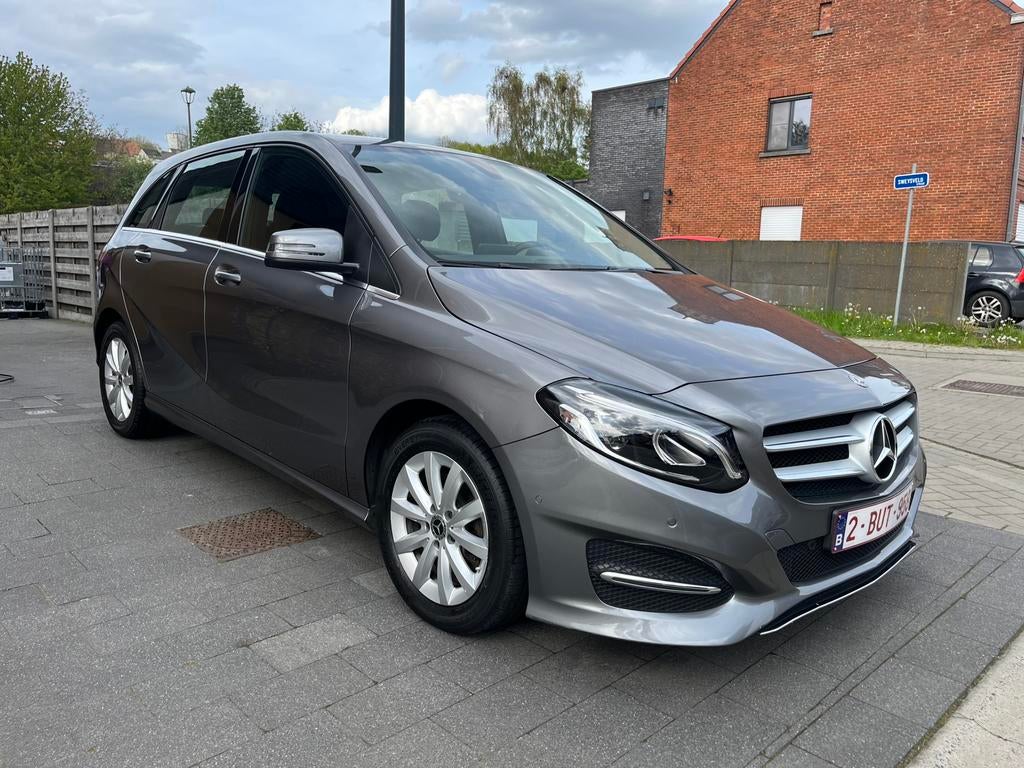 Mercedes B160 automaat Lage km-stand!, Auto's, Mercedes-Benz, Automaat, Multifunctioneel stuurwiel, Leder, Elektrisch