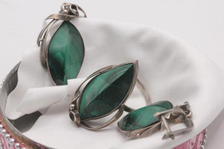 ensemble de bijoux vintage, bague et boucles d'oreilles, Bijoux, Sacs & Beauté, Bijoux anciens, Boucles d'oreilles, Argent, Avec pierre précieuse