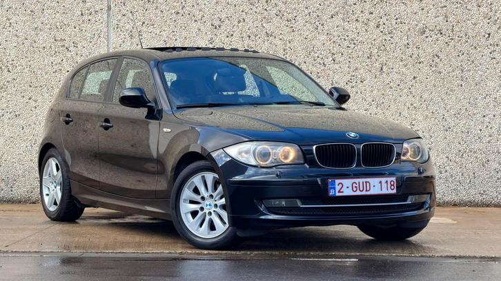 BMW 116i - Open Dak - Navi - Xenon - HiFi - Zetelverwarming, Auto's, BMW, Particulier, 1 Reeks, ABS, Airbags, Airconditioning