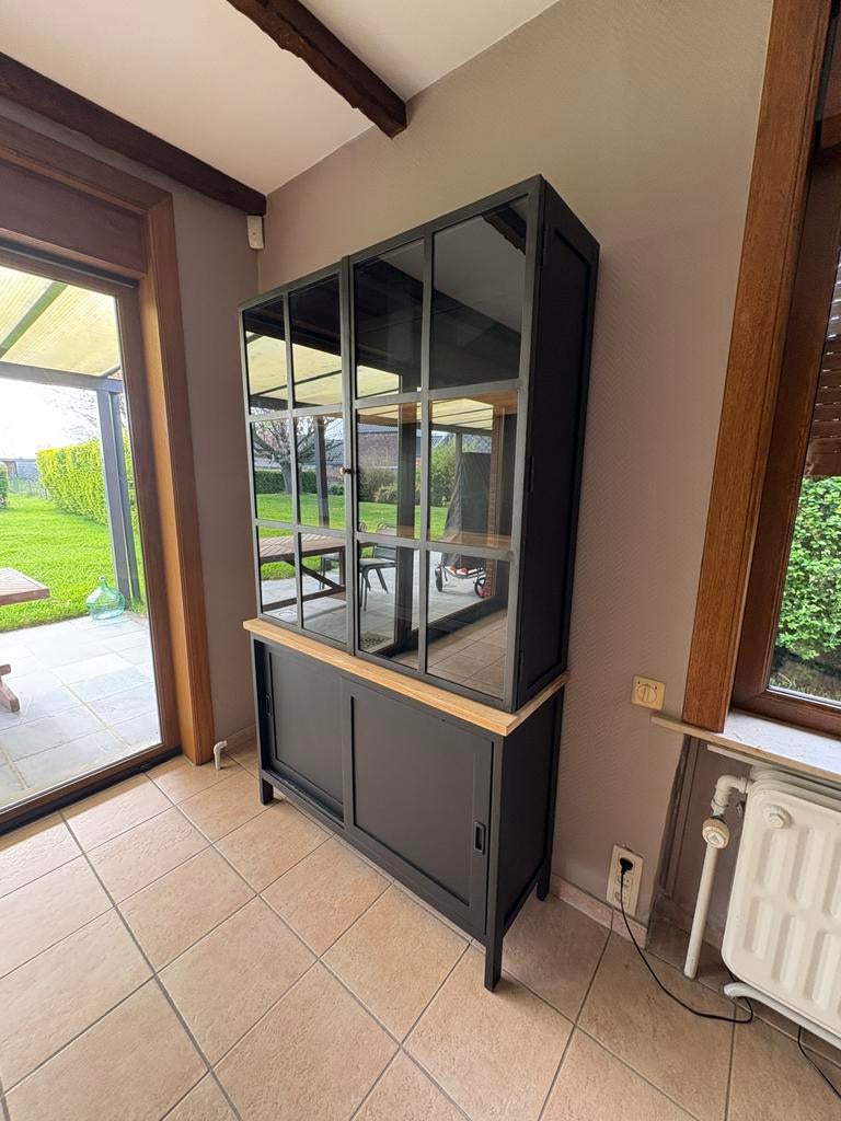 Vitrine industrielle, Maison & Meubles, Armoires | Vitrines, Comme neuf, Avec porte(s), Métal, Enlèvement