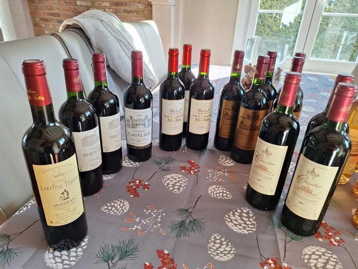 Les  beaux temps arrive superbe lot de 40 bouteilles de vin, Collections, Vins, Enlèvement