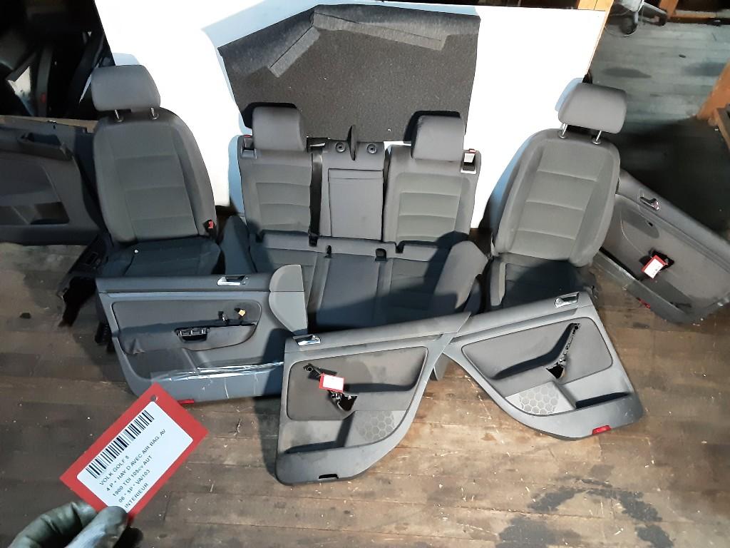 INTERIEUR COMPLET Volkswagen Golf V (1K1) (1K4881105FT), Volkswagen, Mevr. I. Hauben, Utilisé, Rue de l'Espoir 34 34
4030  GRIVEGNÉE, BE