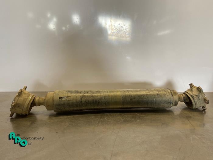 Tussenas van een Mitsubishi Pajero (Pajero 00-), Auto-onderdelen, Remmen en Aandrijving, Mitsubishi, Gebruikt, 3 maanden garantie