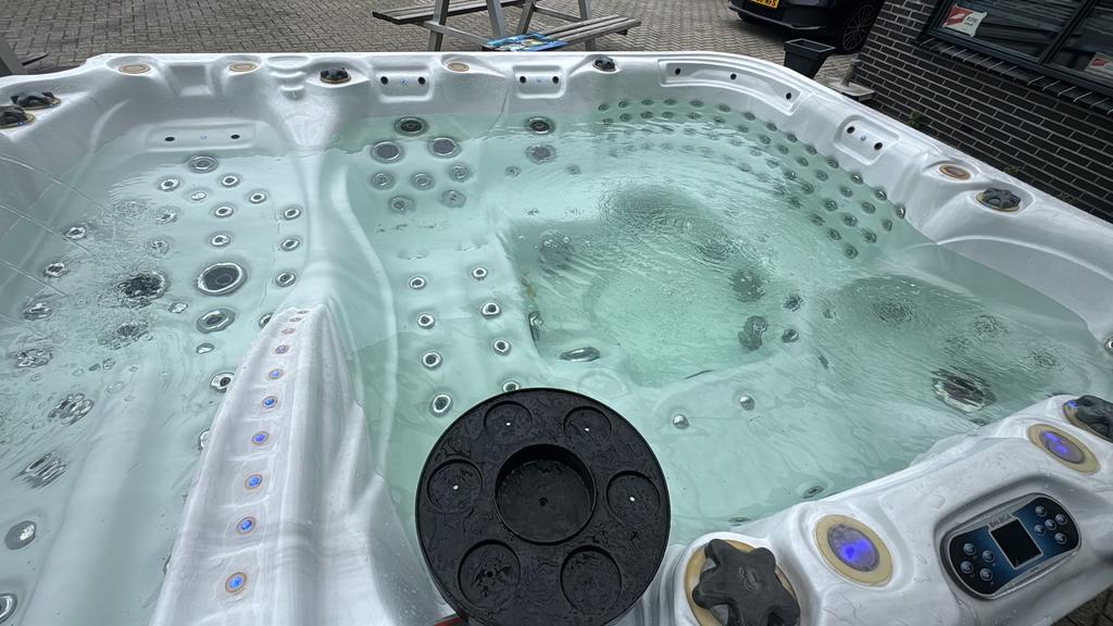 Prachtige balboa spa, Tuin en Terras, Ophalen of Verzenden, Zo goed als nieuw, Verlichting