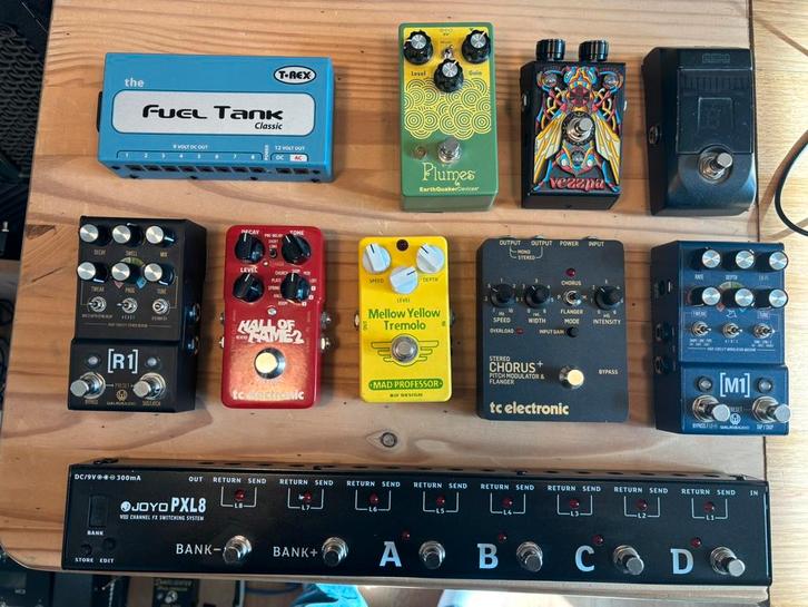 Voorjaarsschoonmaak, Muziek en Instrumenten, Effecten, Zo goed als nieuw, Chorus, Distortion, Overdrive of Fuzz, Reverb, Overige typen