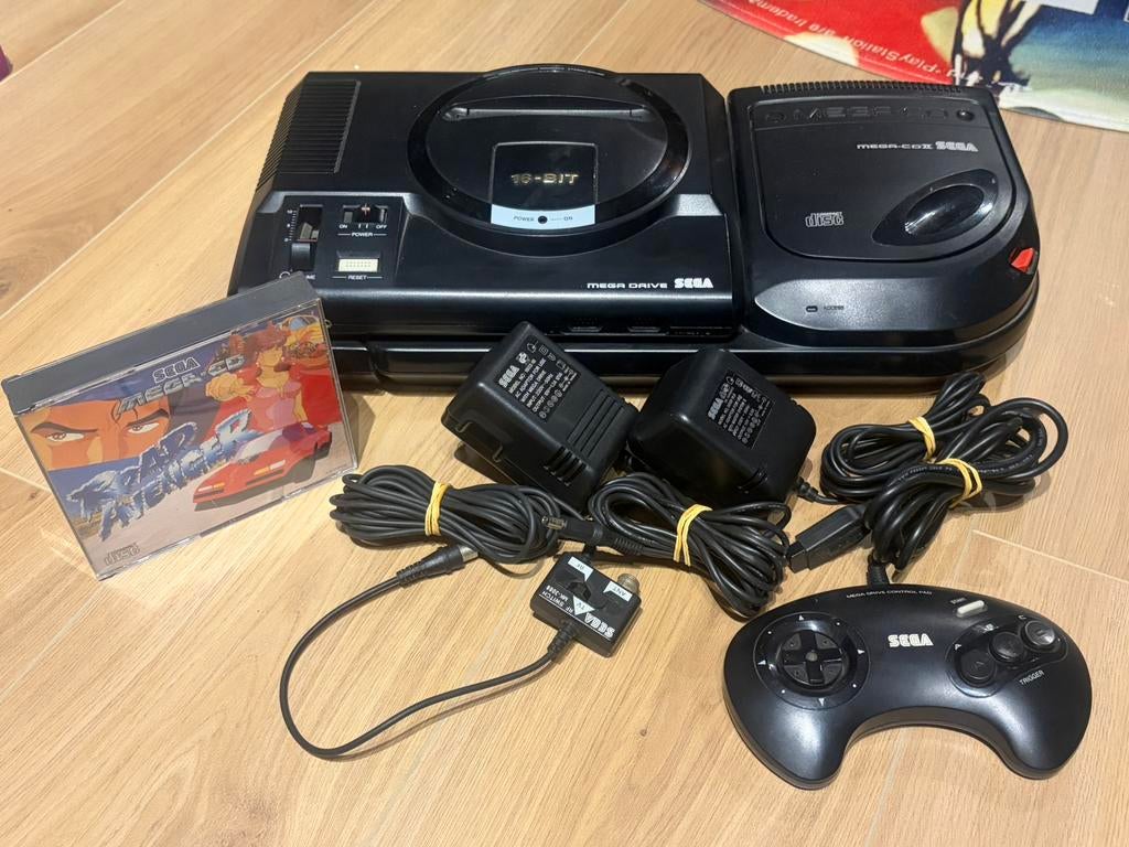 Sega mega cd en megadrive, Games en Spelcomputers, Ophalen, Gebruikt, Mega Drive