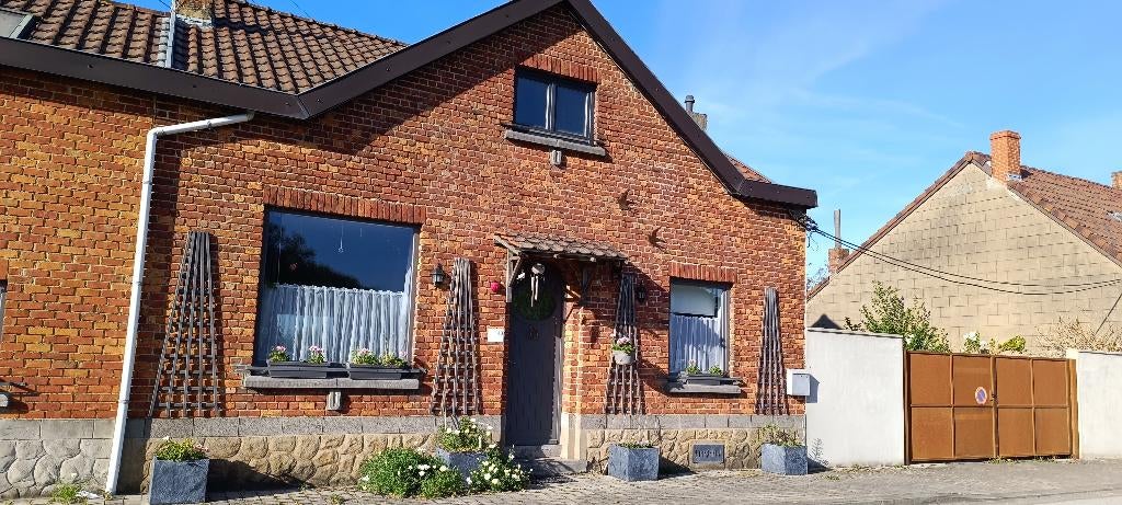 Maison rénovée proximité Parc de Jemappes, Immo, Maisons à vendre, 200 m², Maison 2 façades, 1000 à 1500 m², Province de Hainaut