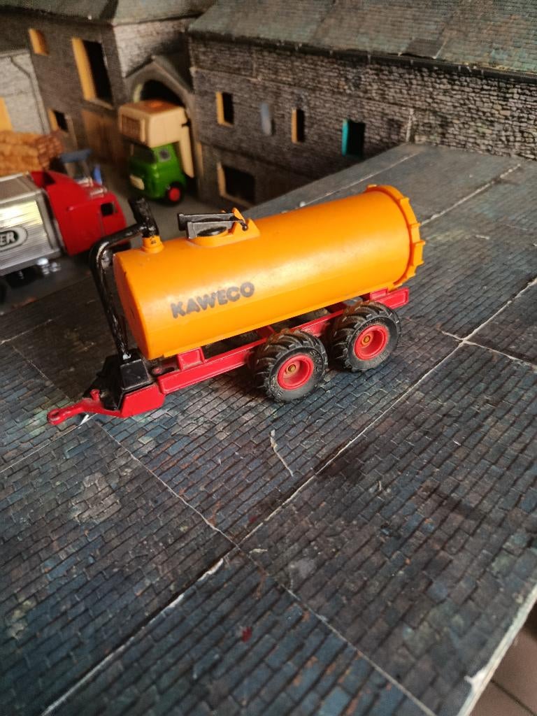 Kaweco Siku mesttank, Hobby en Vrije tijd, Ophalen of Verzenden, Gebruikt, Tractor of Landbouw, SIKU