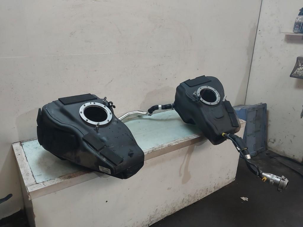 TANK 296 GTS (|940193|948368|963266|948365|988896|960934|), Dhr. J. Ham, Gebruikt, Administratie@autoham.nl, Ferrari