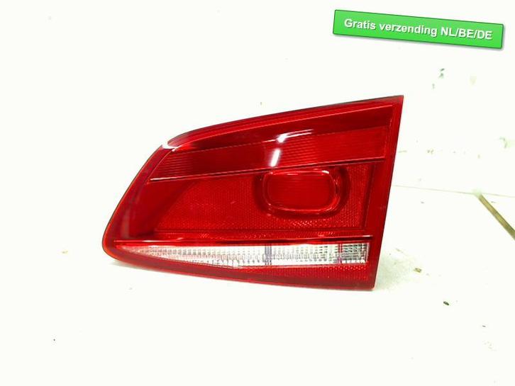 PANNEAU ARRIÈRE DROIT AVEC LAMPE Passat Variant (365), Autos : Pièces & Accessoires, Éclairage, Volkswagen, Utilisé