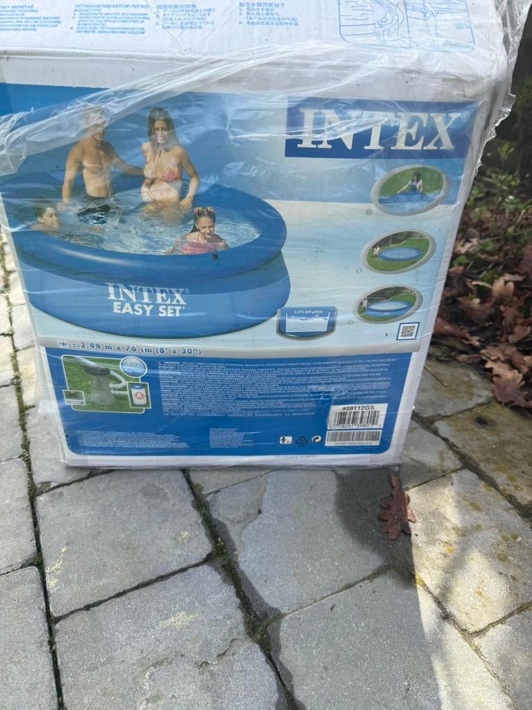 Zwembad, Ophalen, Zo goed als nieuw