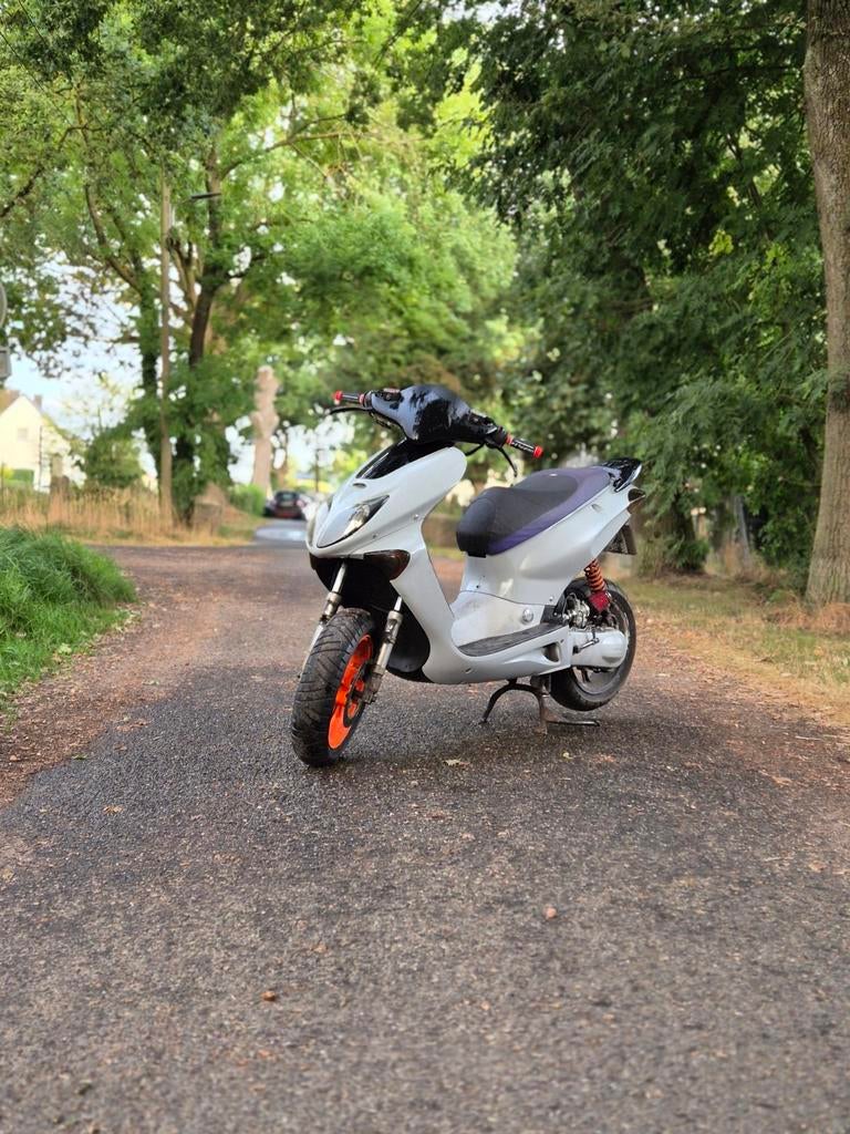 Honda x8rs 70cc met veel onderdelen., Ophalen, Tweetakt, 70 cc, Klasse B (45 km/u)