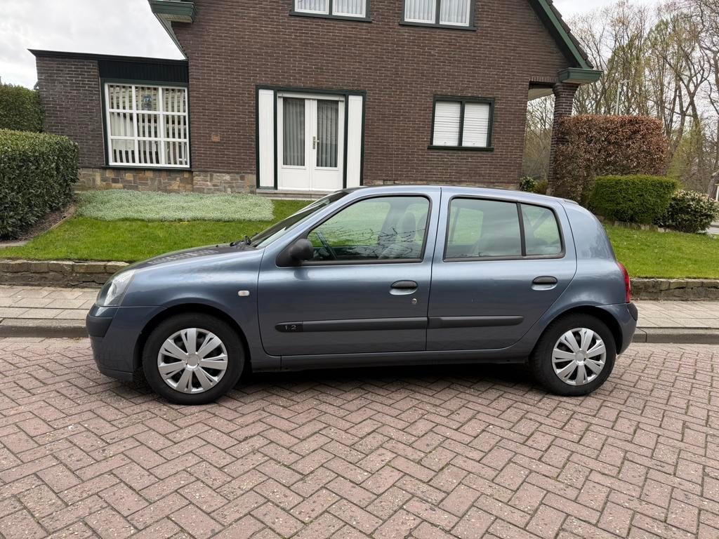 Renault Clio 1.2i essence 1er propriétaire 88000 km, Autos, Achat, Entreprise, Boîte manuelle, Entretenue par le concessionnaire