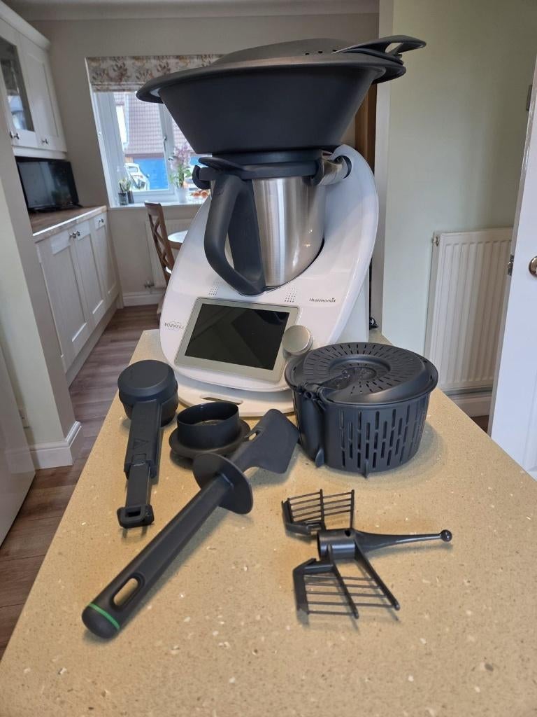 Thermomix TM6 keukenmachine in uitstekende staat, Elektronische apparatuur, Keukenmixers, Zo goed als nieuw, Ophalen of Verzenden