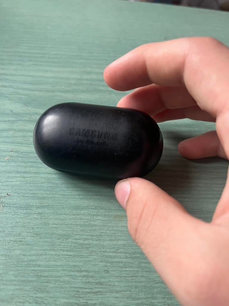 Samsung galaxy oortjes, Télécoms, Téléphonie mobile | Écouteurs, Enlèvement, Utilisé, Intra-auriculaires (Earbuds), Noir