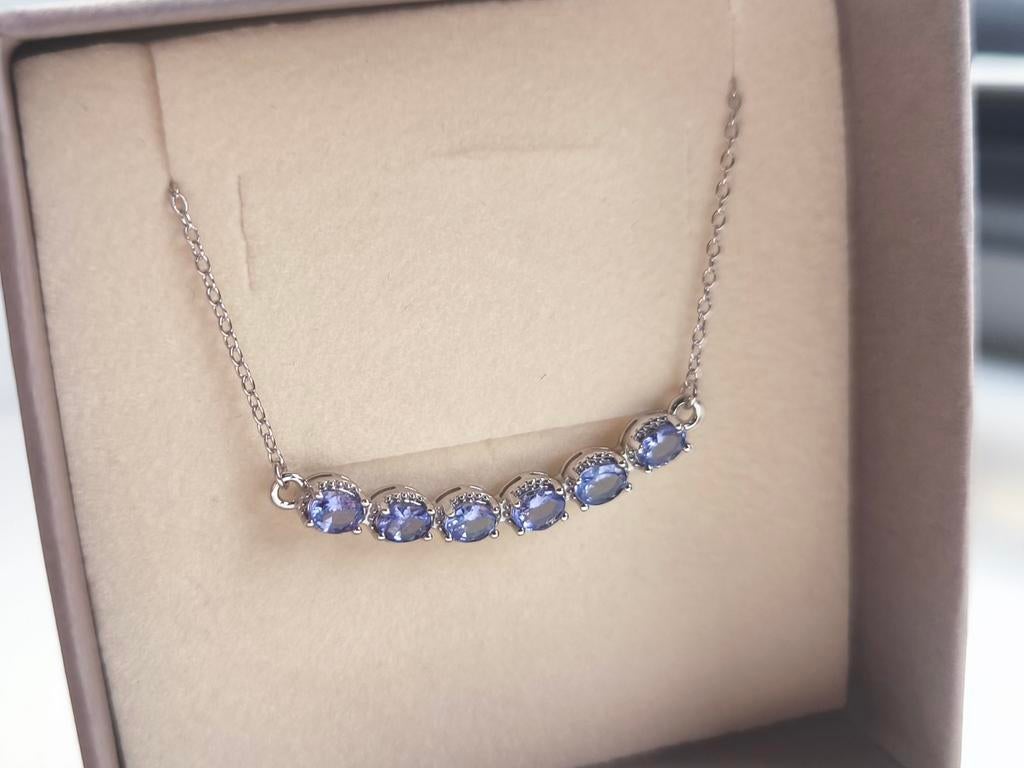 Nieuw-18k witgoud vergulde halsketting en zeldzame tanzaniet, Bijoux, Sacs & Beauté, Colliers, Enlèvement ou Envoi, Bleu