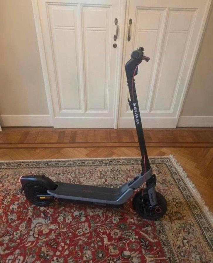 Ninebot E3 Pro, Vélos & Vélomoteurs, Trottinettes, Neuf, Step électrique (E-scooter), Enlèvement