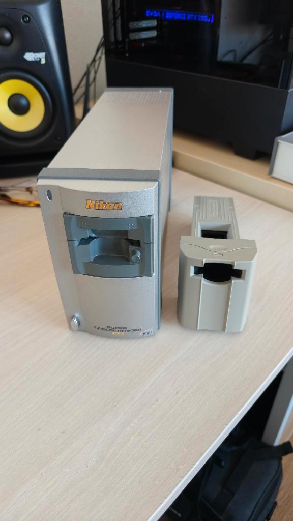 Nikon Super Coolscan 5000 ED + SA-21 + MA-21 adapter, Computers en Software, Scanners, Gebruikt, Fotoscanner, MacOS, Windows, Ophalen
