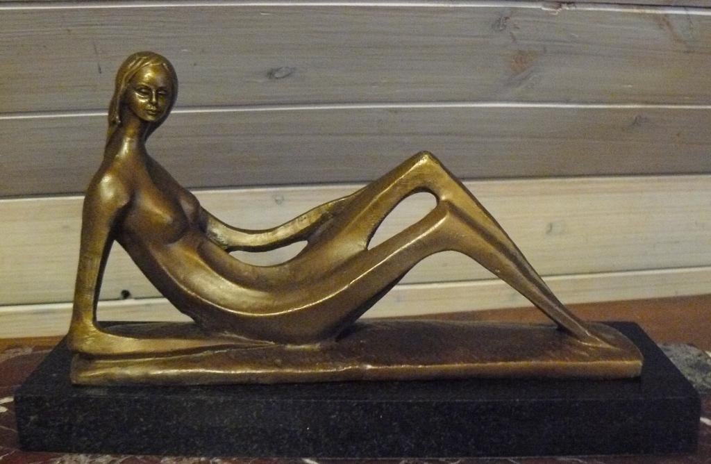 Bronze ART DECO « couché nu », Antiquités & Art, Sur socle, Statue, Art deco, Brons