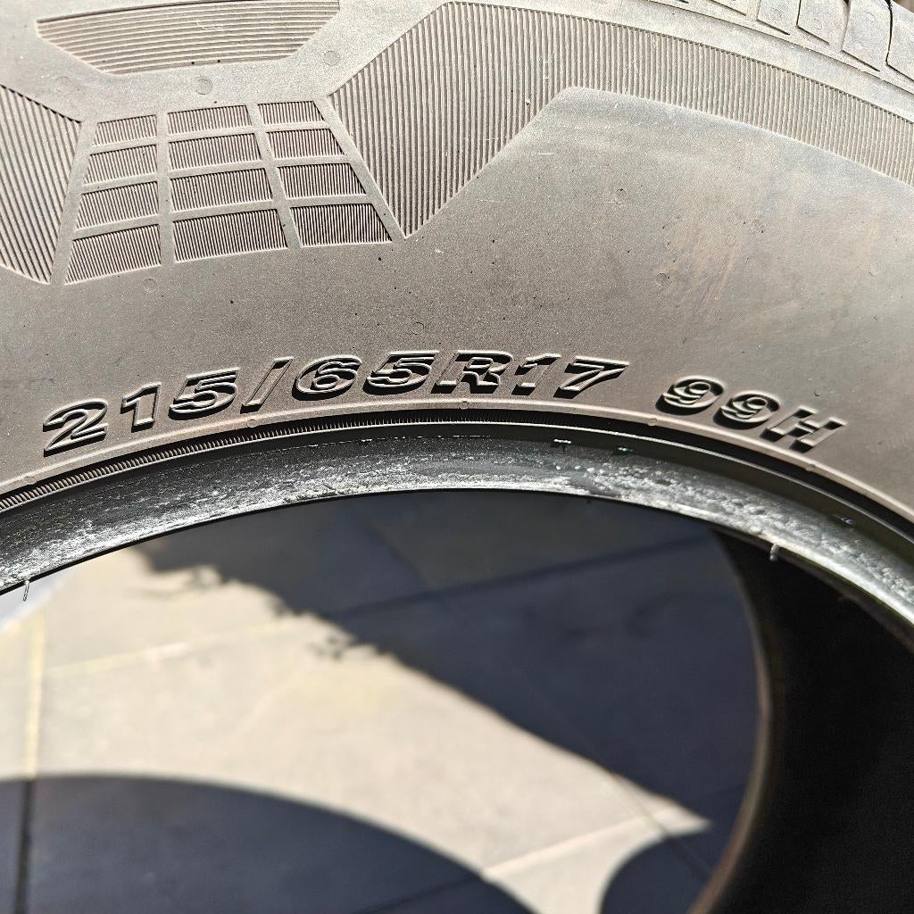 215/65 R17 99H Nexen, als nieuw, €30/set, Ophalen, 215 mm, 17 inch, Band(en)