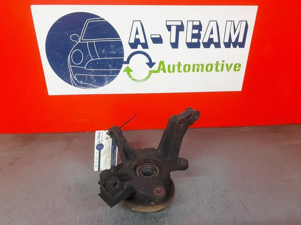 FUSEE LINKS VOOR Renault Clio IV Estate / Grandtour (7R), Gebruikt, Renault