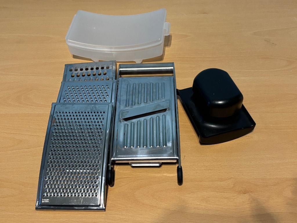 Keukenrasp/mandoline met verschillende messen GEFU, Overige typen, Zilver, Ophalen of Verzenden, Zo goed als nieuw