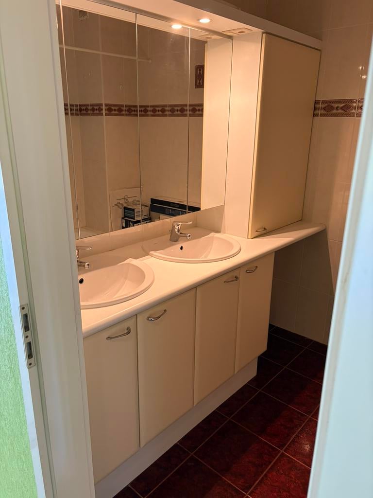 Meuble salle de bain, Armoire à miroir, 150 à 200 cm, Utilisé, 50 à 75 cm