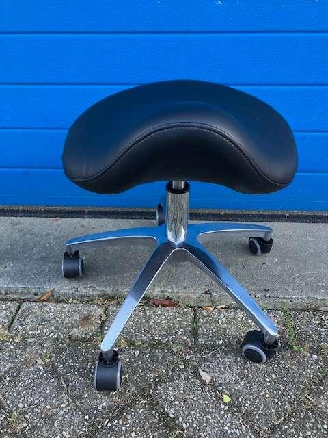 Behandelaar stoel zadelkruk zonder rugleuning, Enlèvement ou Envoi, Niet ingevuld, Niet ingevuld, Neuf