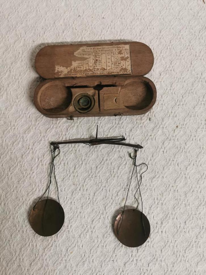 Balance de voyage ancienne, Antiquités & Art, Antiquités | Autres Antiquités, Enlèvement ou Envoi