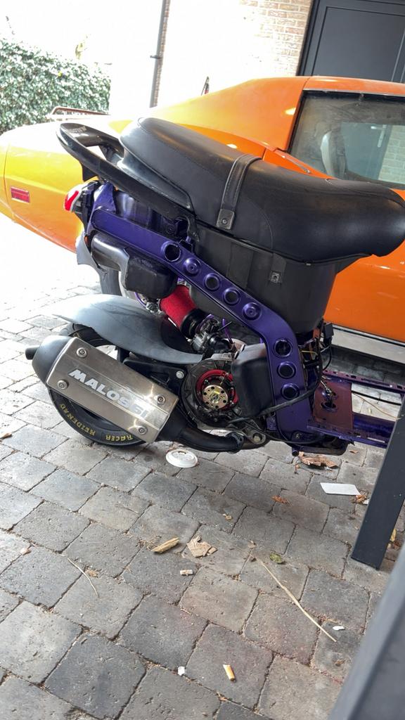 Piaggio ntt stunter 180cc hpi, Bedrijf