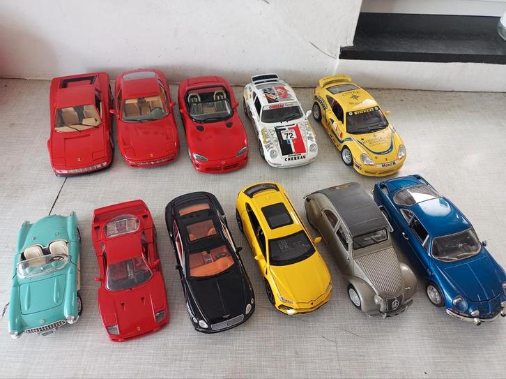 Diverse schaalmodellen, Hobby & Loisirs créatifs, Voitures miniatures | 1:18, Burago, Enlèvement ou Envoi