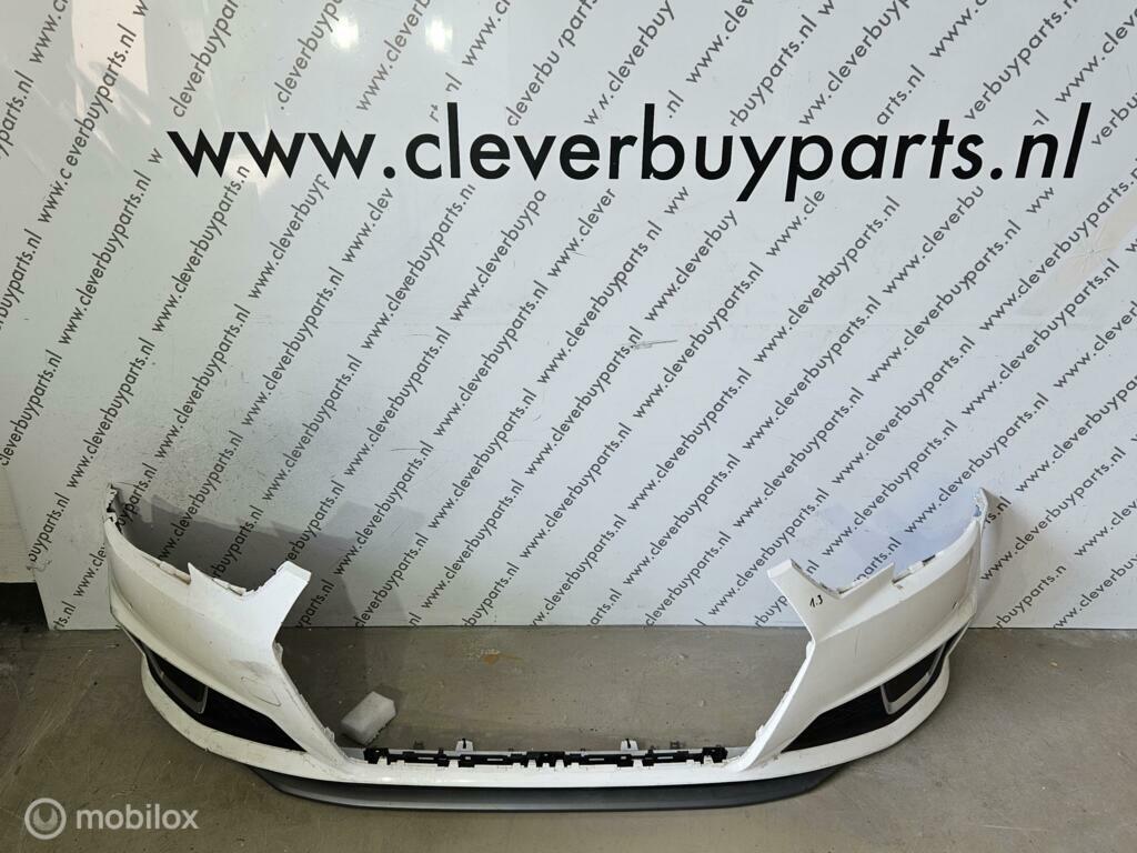 Voorbumper originel Audi A4 Limousine B9 ('15-'19) 8w0807437, Auto-onderdelen, Carrosserie, Bumper, Audi, Voor, Gebruikt, Ophalen of Verzenden