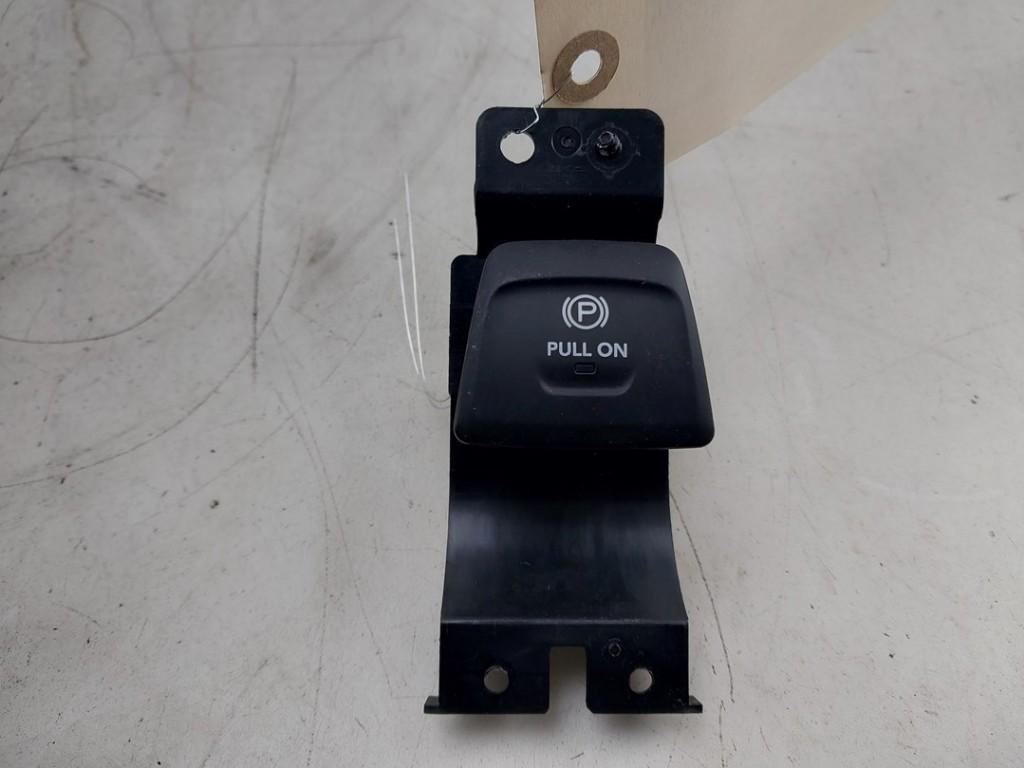 HANDREMSCHAKELAAR ABS RAM 1500 Crew Cab (DS) (|68313482AC|), Dhr. J. Ham, Gebruikt, Overige automerken, Administratie@autoham.nl