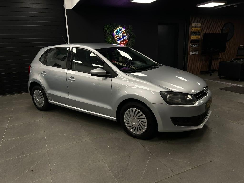 VW POLO 1.2 BENZINE CARPLAAY /NAVIGATION, Auto's, Bluetooth, Euro 5, Zwart, Bedrijf