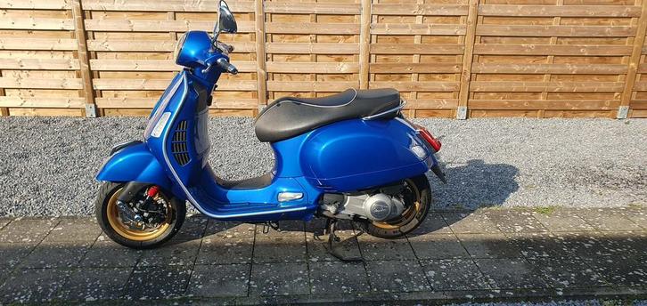 Vespa 300CC, Vélos & Vélomoteurs, Scooters | Vespa, Comme neuf, Enlèvement