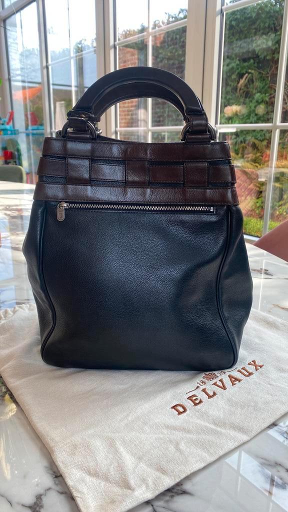 Delvaux handtas donkerbruin, Handtassen en Accessoires, Tassen | Damestassen, Zo goed als nieuw, Handtas, Ophalen