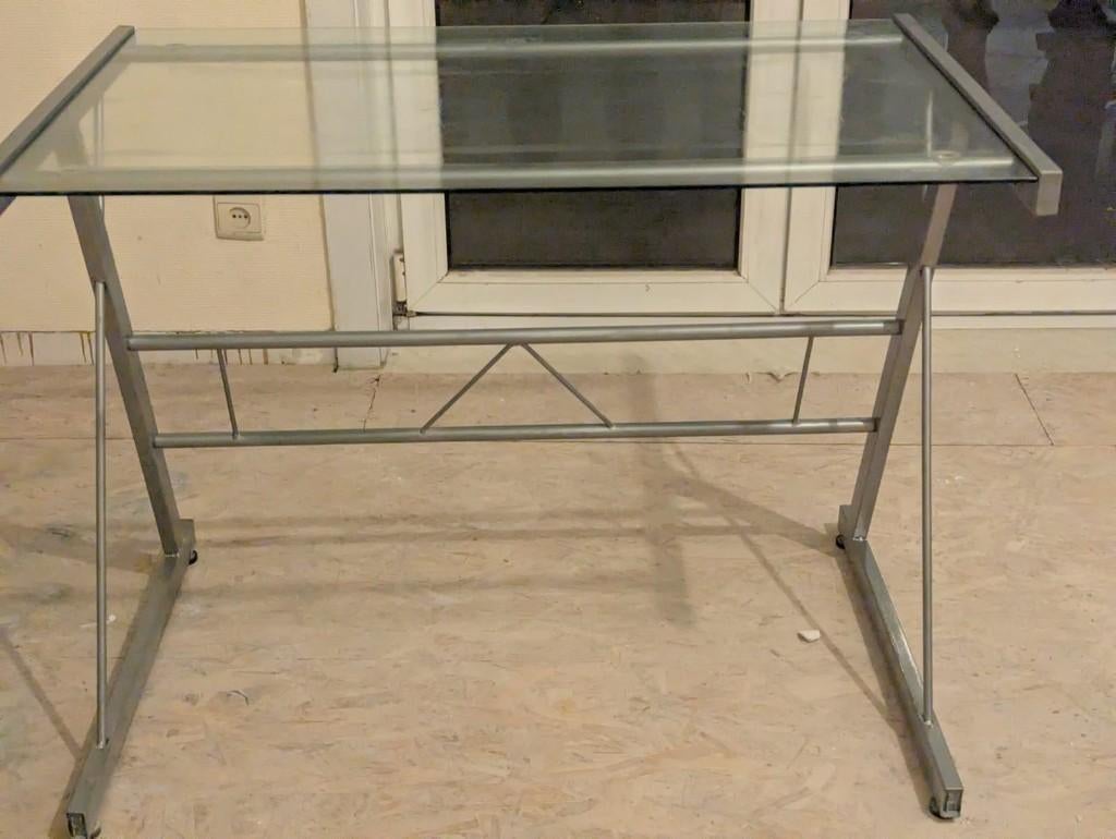 Bureau, Enlèvement, Verre