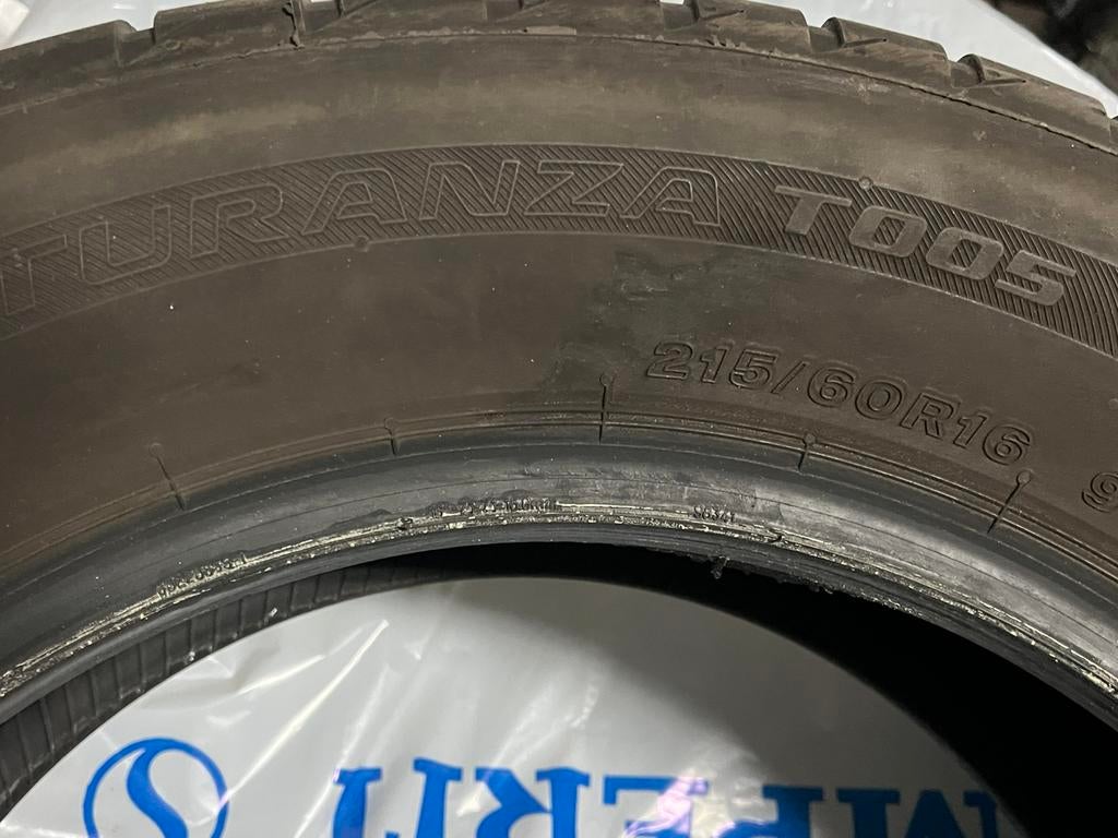 4 Pneus BRIDGESTONE TURANZA T005 215/60 R16 95 V, Autos : Pièces & Accessoires, Pneus & Jantes, Enlèvement, Pneus été, Pneu(s)