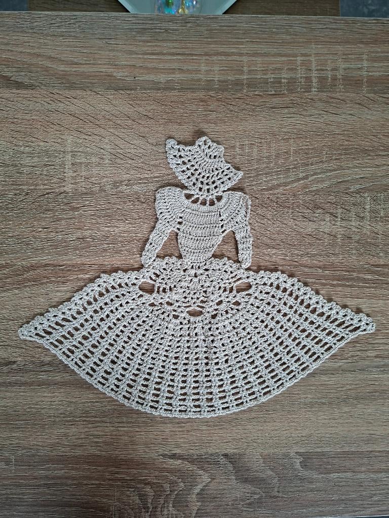 Gehaakt meisje, Hobby & Loisirs créatifs, Tricot & Crochet, Enlèvement, Neuf, Crochet