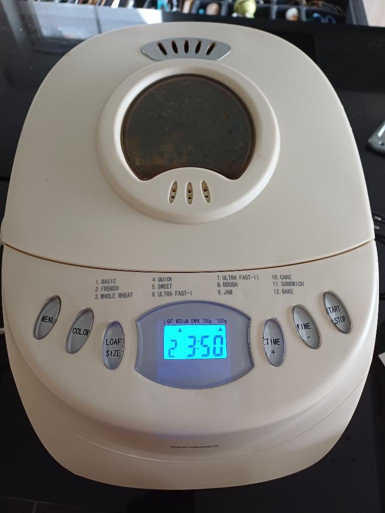 Machine à pain DOMO B3980 – fonctionnelle, Electroménager, Machines à pain, Utilisé, Avec minuteur, 400 à 800 grammes de pâte