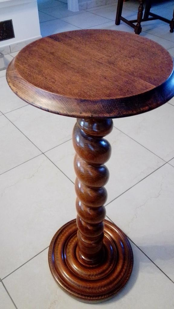 Pedestal eik., Ophalen of Verzenden