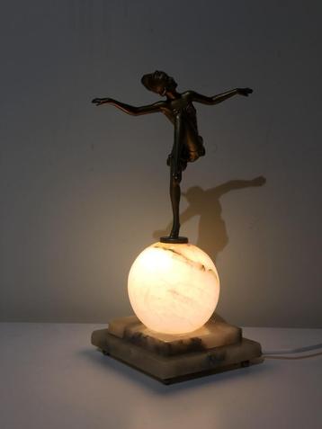 lampe art déco beschikbaar voor biedingen