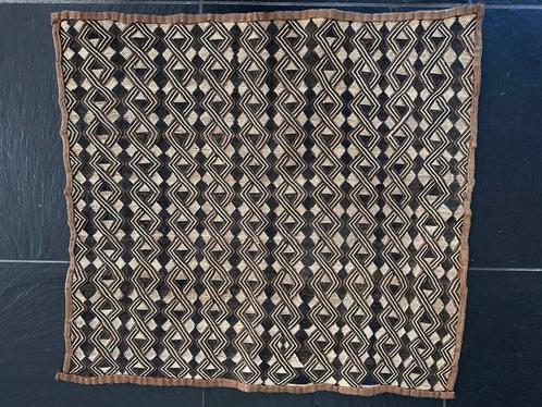Shoowaa Kuba raffiaweefkunst Congo Kasai fluweel pré 1950, Antiek en Kunst, Kunst | Niet-Westerse kunst, Verzenden