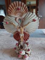 Christusbeeld met schelpen, Antiek en Kunst, Antiek | Religieuze voorwerpen, Ophalen of Verzenden